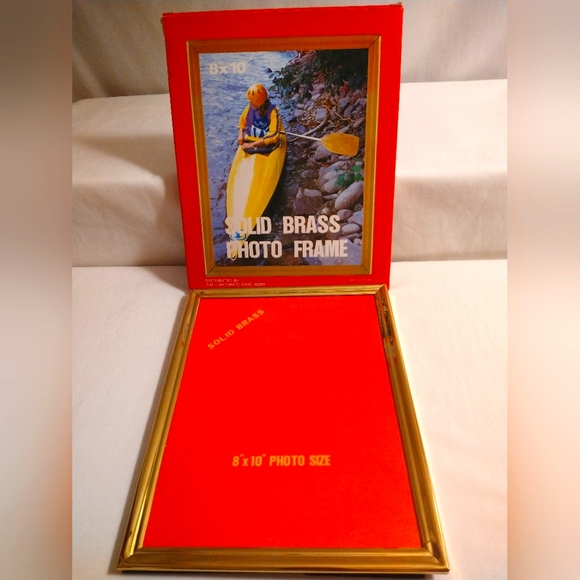Source Unknown Other - SOLID BRASS 8 X 10 INCHES PHOTO FRAME - EACH (NWT)
